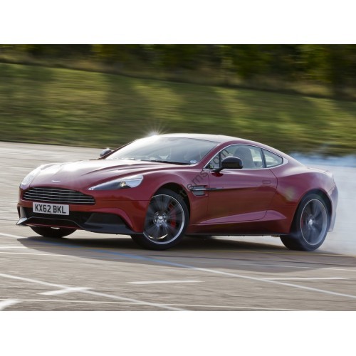 Aston Martin Vanquish 2017 - the pattern of the interior