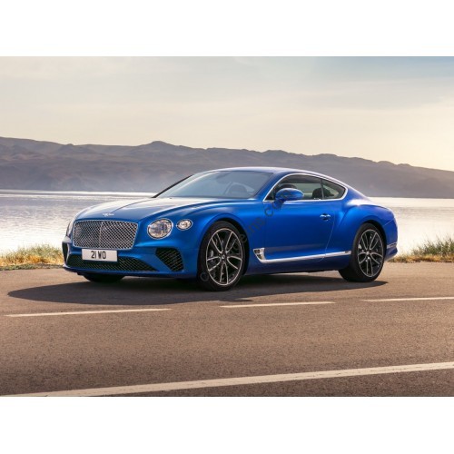 Bentley Continental GT 2018 - the pattern of the interior