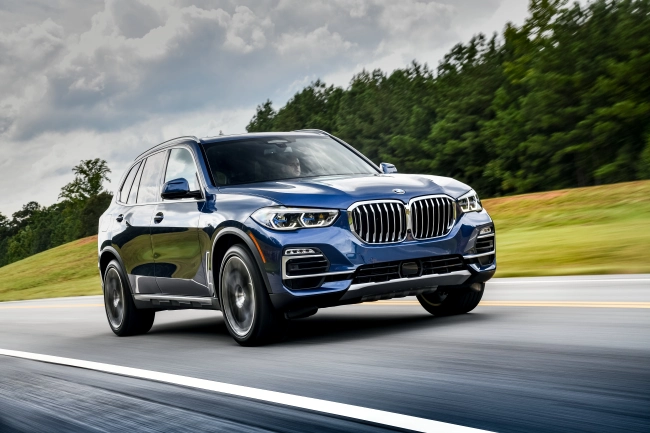 BMW X5 Sport 2019 - the pattern of the interior