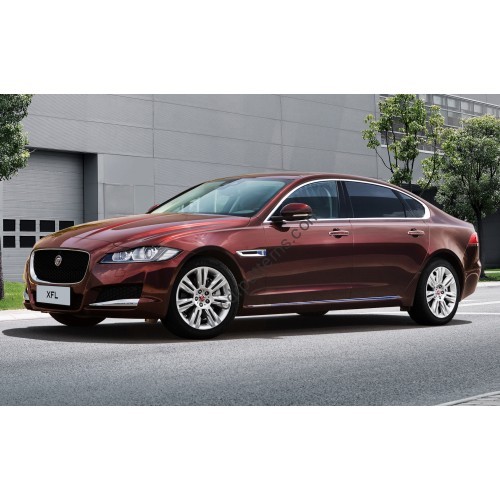 Jaguar XFL 2016 - the pattern of the interior