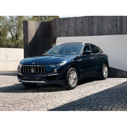 Maserati Levante 2016 - the pattern of the interior