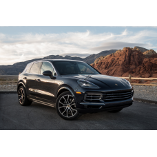 Porsche Cayenne 2019 3.0 T - the pattern of the interior