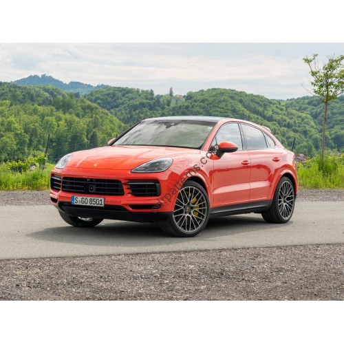 Porsche Cayenne Coupe 2019 - the pattern of the interior