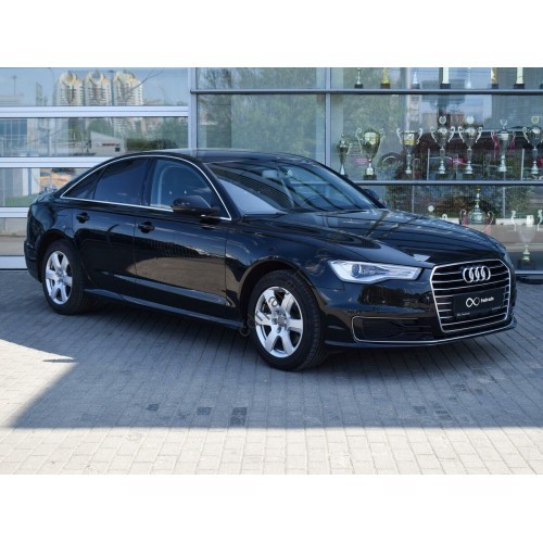 Audi A6 (2015) - the pattern of the interior