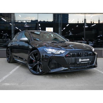 Audi RS6 2022 - the pattern of the interior