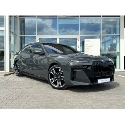 BMW I7 (2023 - 2024) - the pattern of the interior