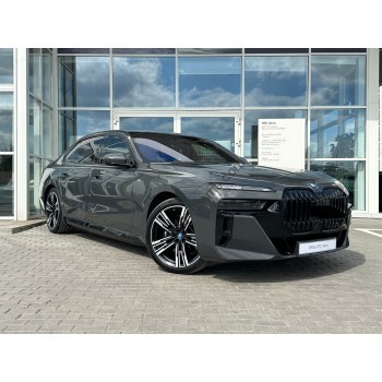 BMW i7 Xdrive60 M Sport (2023 - 2025) (American) full body - pattern for the body