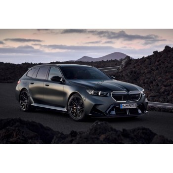 BMW M5 Electric Touring 2025 (Chinese - European) full body - pattern for the body