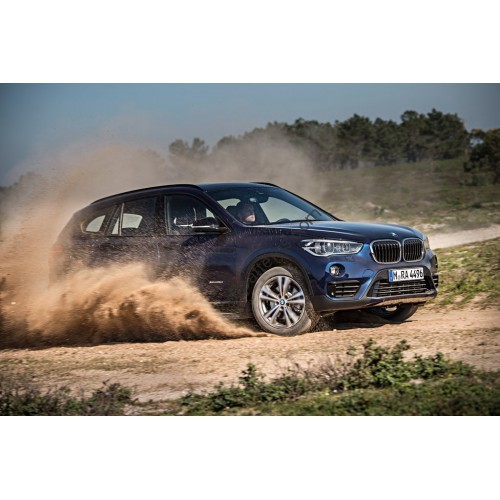 BMW X1 (2016) - pattern for the body