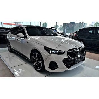 BMW 5L M Sport 2024 full body - pattern for the body