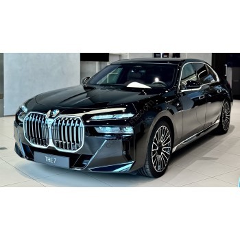 BMW 7 Series Sedan M Sport PHEV (2023 - 2025) (American) full body - pattern for the body
