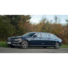 Mercedes Benz E Class limousine 2022 - the pattern of the interior Mercedes Benz E Class limousine 2022 - the pattern of the interior
