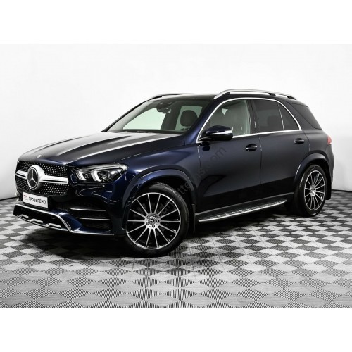 Mercedes-Benz GLE (2019) - the pattern of the interior