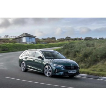 Skoda Octavia Wagon 2025 - the pattern of the interior Skoda Octavia Wagon 2025 - the pattern of the interior