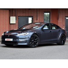 Tesla Model S (2021) Plaid - the pattern of the interior Tesla Model S (2021) Plaid - the pattern of the interior