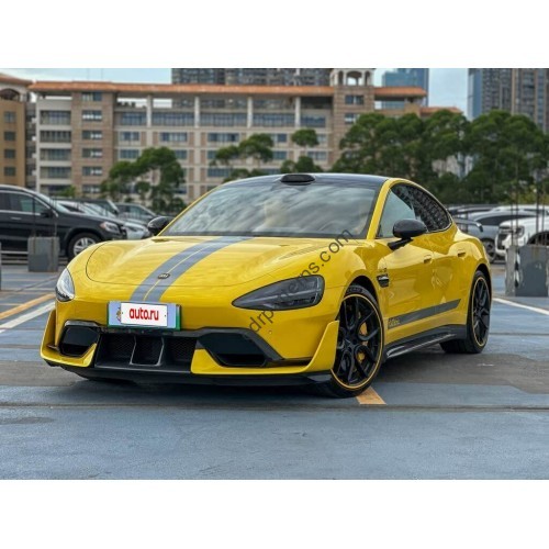 Xiaomi Su7 Ultra 2025 - the pattern of the interior